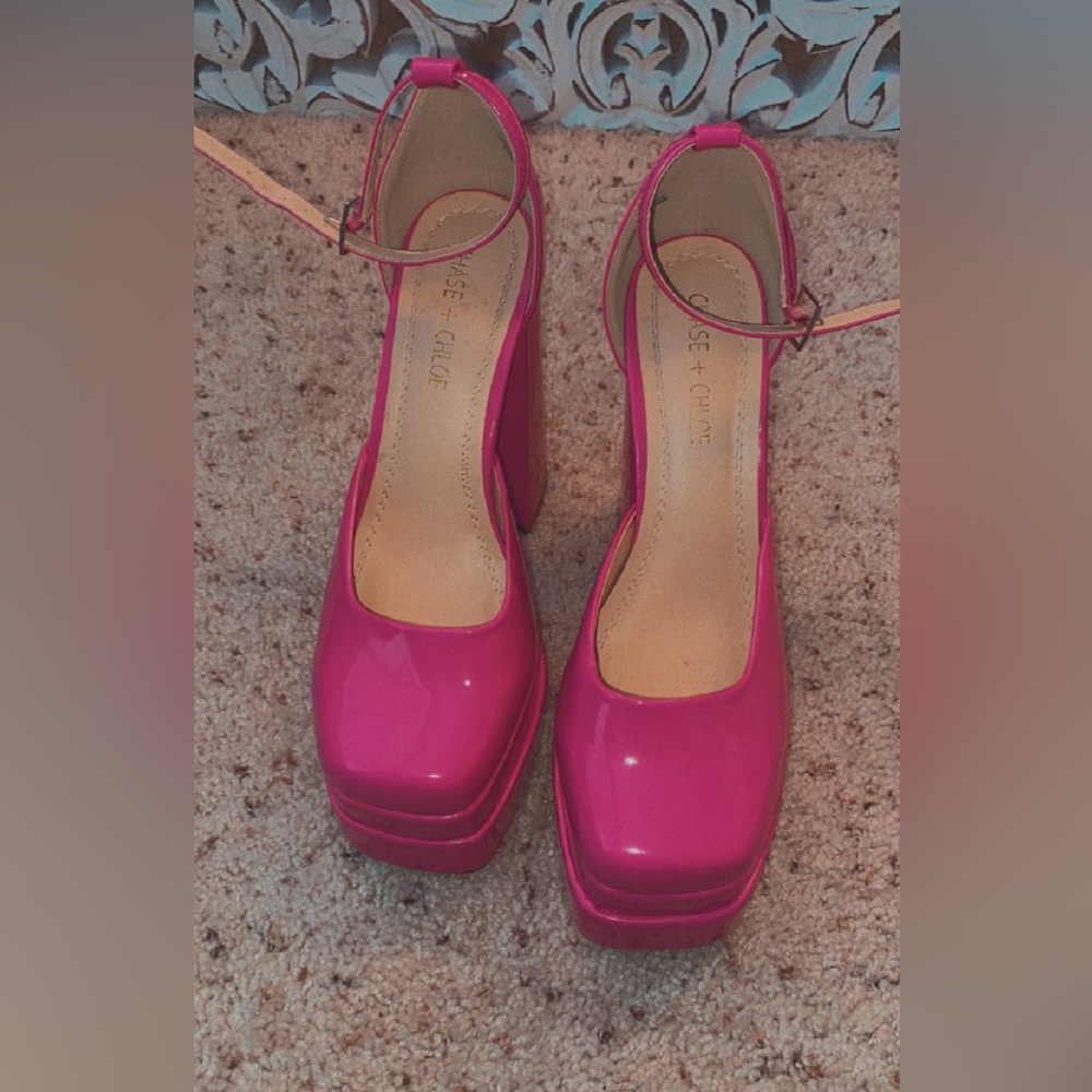 Pink CHASE+CHLOE platforms sz 7.5